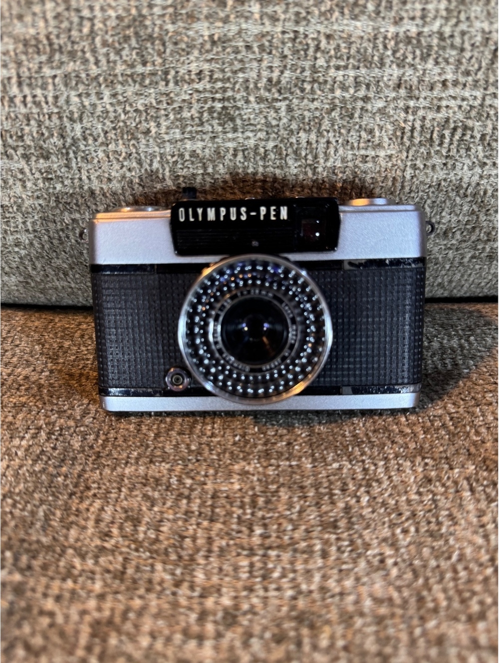 Vintage Olympus Pen EE-3 35mm Half-Frame Film Camera